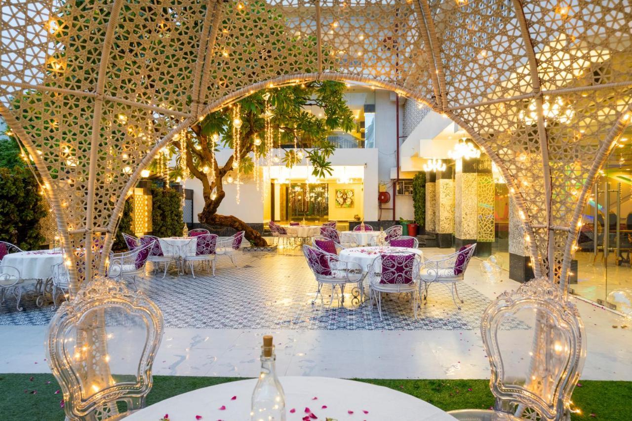 Hotel Casa Aishbagh Λάκναου Εξωτερικό φωτογραφία